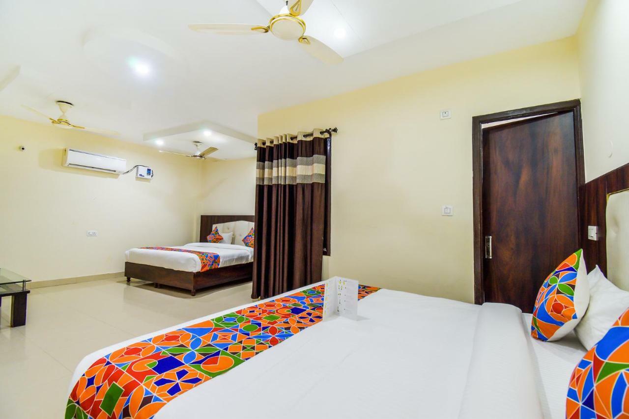 Fabhotel Js Regency Gt Road Amritsar Ngoại thất bức ảnh